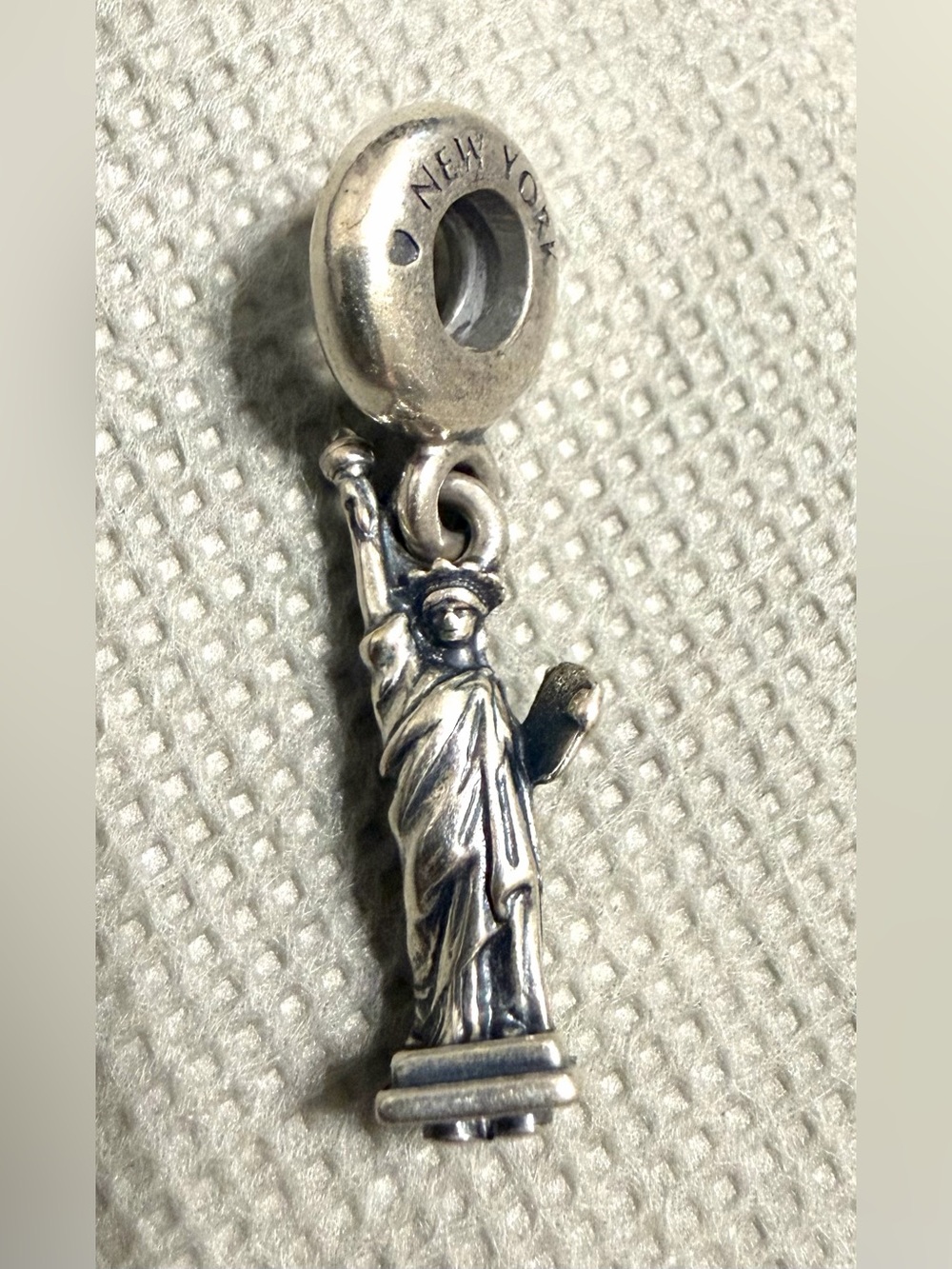 Pandora Sterling Silver NYC Charm Statue Of Liberty Dangle Charm #791077